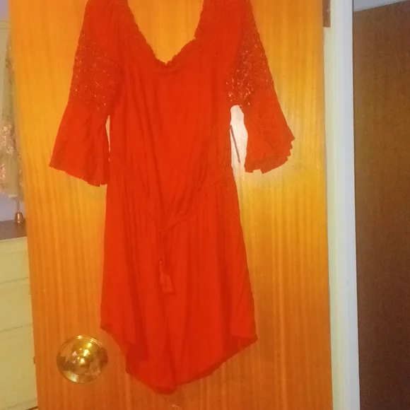 Red 2X Roper - Picture 1 of 4